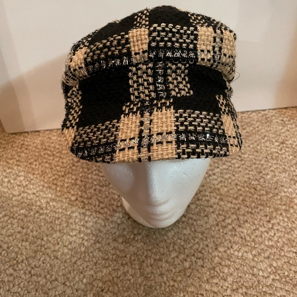 Black/Tan Designer Hat